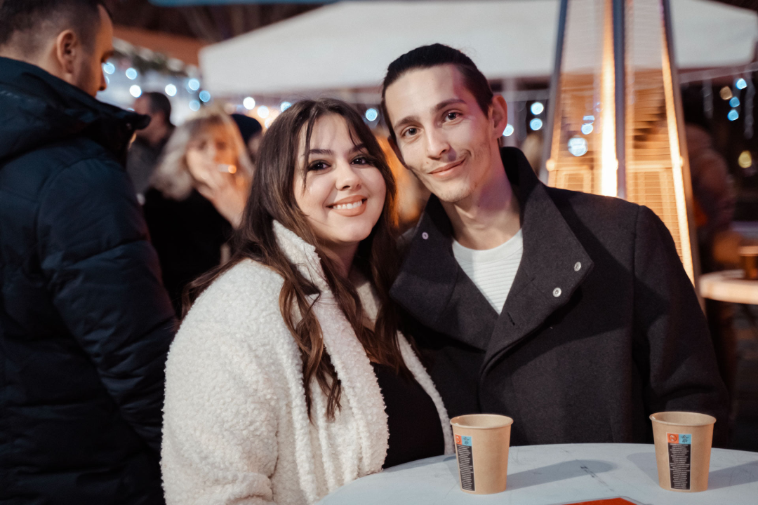 Giuliano i Diktatori zagrijali i rasplesali Kninjane drugog dana Adventa: Pogledajte kako je bilo