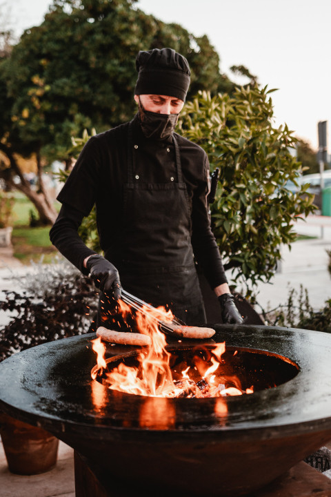 Bronzin u petak otvara ‘Prasserie’: Uz glazbu uživajte u sendviču od odojka, peke ili bikovog repa, sve zalijte odličnim ‘medikamentima’
