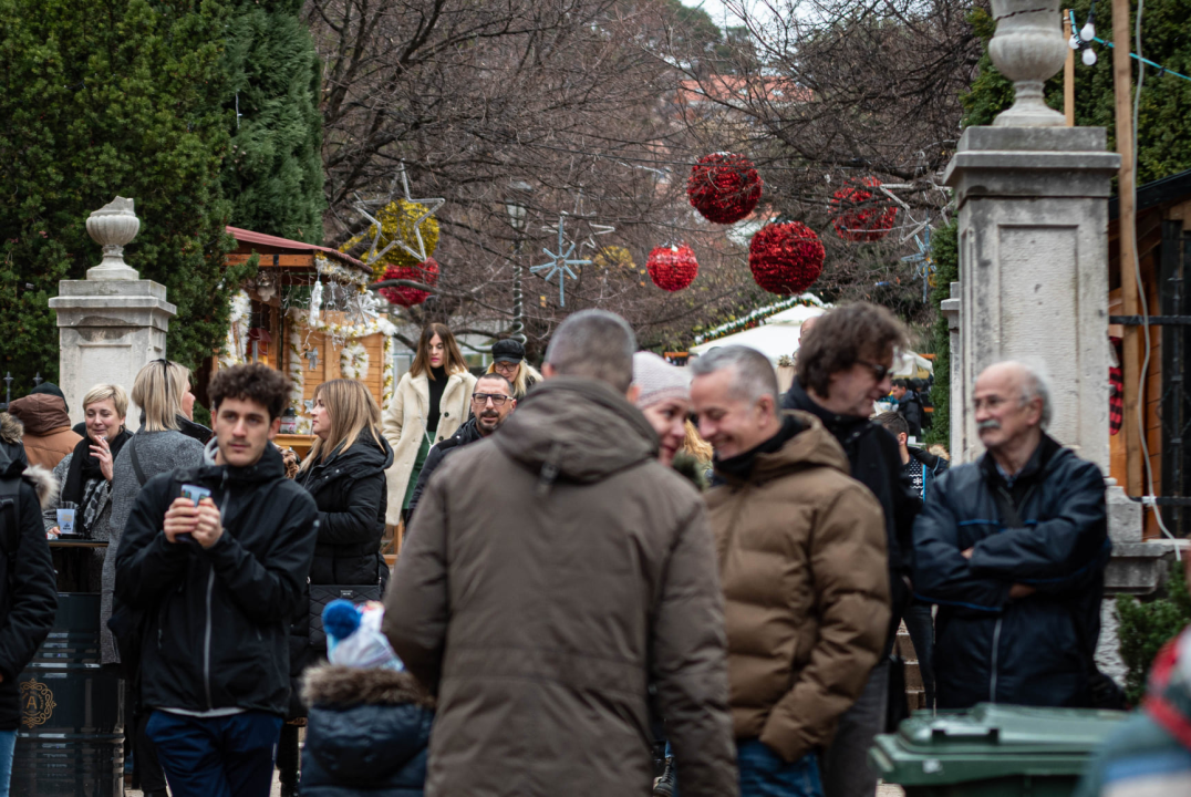 Subota u đardinu: Bang Bang rasplesali adventuriste točno u podne