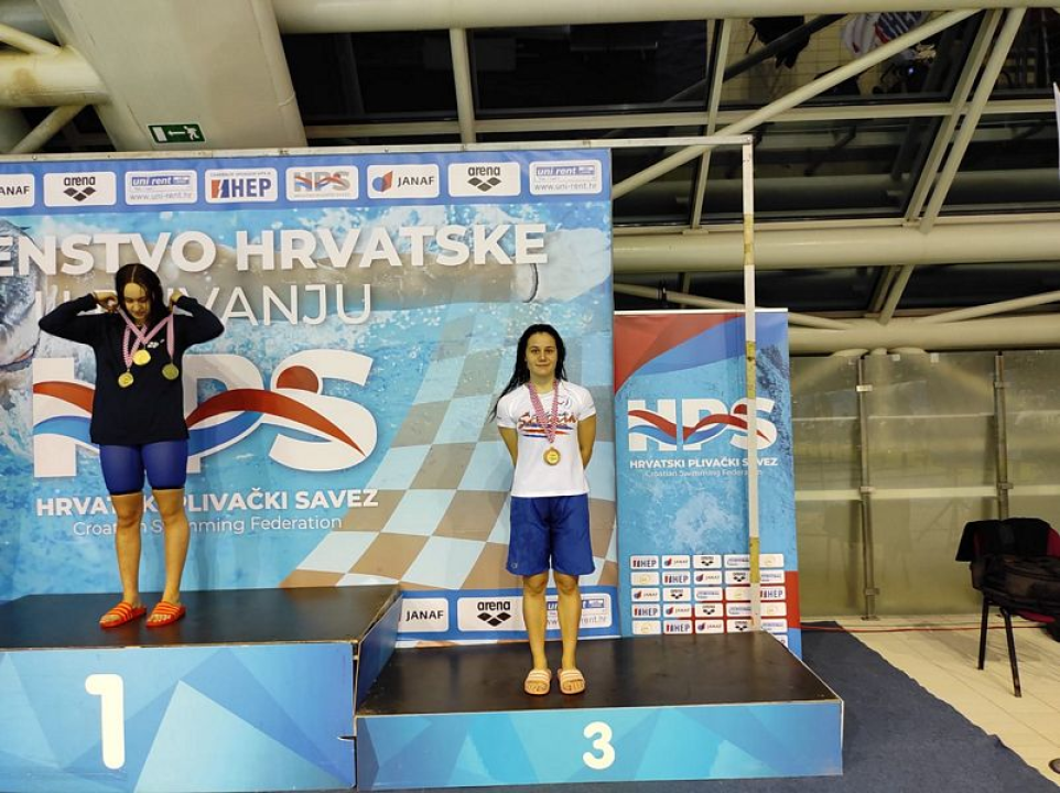 Još 12 medalja za PK Šibenik u Rijeci: Briljirao Toni Slavica, medalje osvojili i Kardum i Srzić