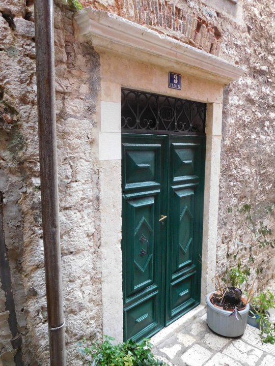 Priča o ukradenom kucalu dobila sretan kraj: 'Nadoknađena jedna od najvećih šteta na detaljima starog Šibenika u zadnjih 30 godina' 