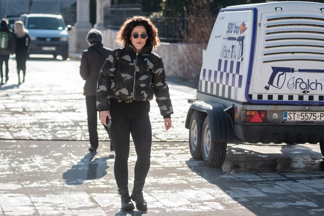 Šibenčanke znaju kako stvoriti zanimljiv look uz klasične komade