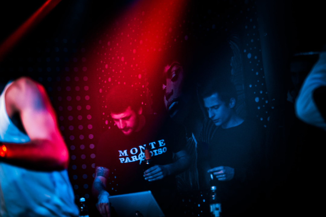 Hram u Azimutu: 'Nismo ni sami svjesni što nam se događa'