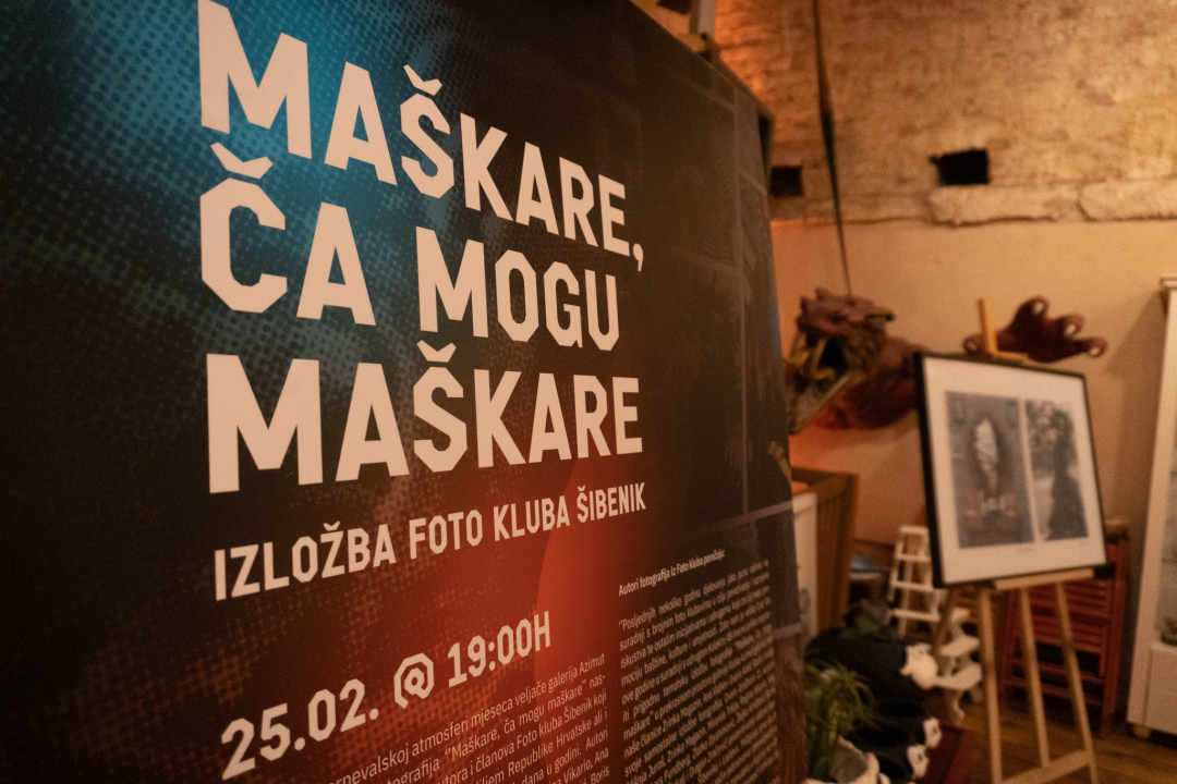Sinoć u Azimutu otvorena izložba Foto kluba: 'Nadamo se da će se tradicija maškara vratiti u Šibenik'