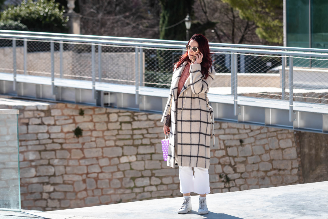 Lijepe Šibenčanke prošetale gradom šarene trendi komade 