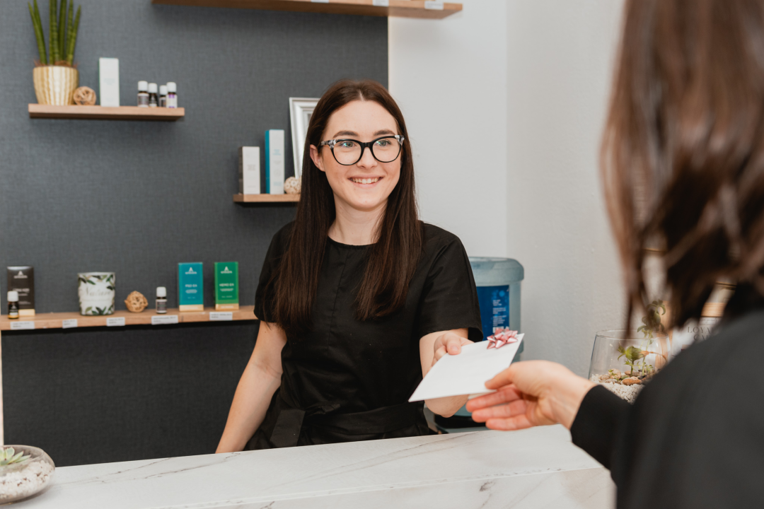 Oblikujte svoje tijelo uz akcijske pakete tretmana Love yourself studija! 