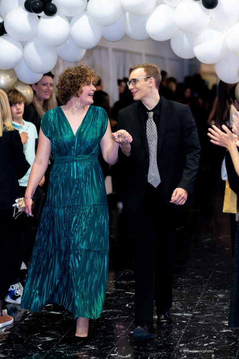 Gimnazijalci kao hollywoodske zvijezde u večeri koju će pamtiti do kraja života (1.dio)