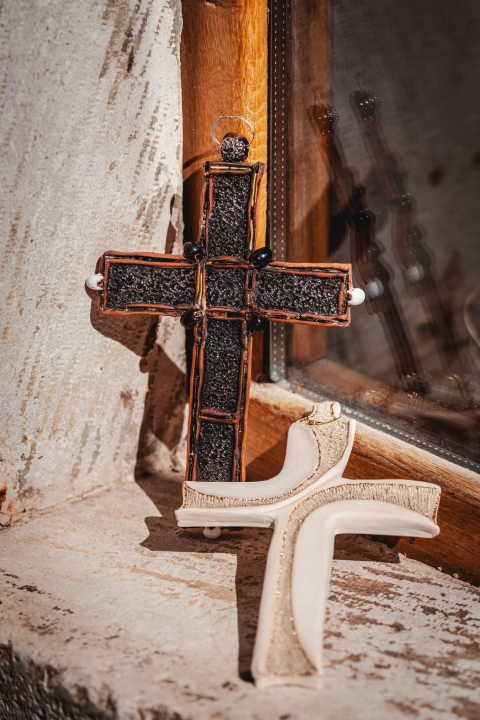 U Galeriji Juraj Dalmatinac potražite umjetnine Vaska Lipovca i Dragice Cvek Jordan po sniženoj cijeni