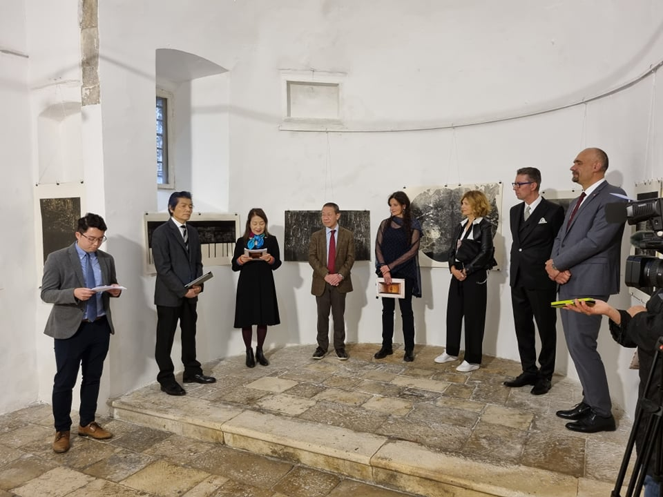 U Galeriji sv. Krševana suvremena japanska tehnika 32 HANGA: 'Ova izložba je jedan most između Šibenika i Tokija'  