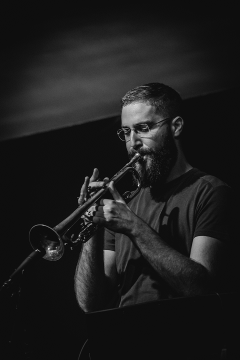 Sono Koloro u Arsenu: Dvostruki život i sofisticirani podražaji