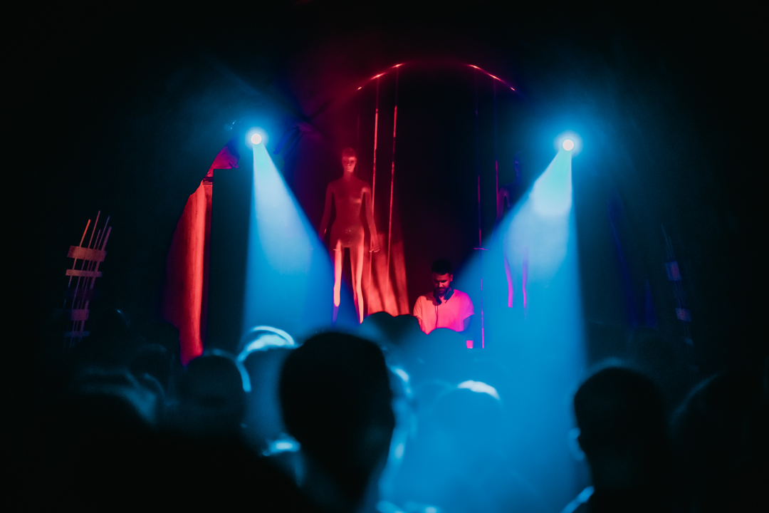 BDSM, izložba Štrace, DJ-i i lutke: Dvije fenomenalne večeri na krcatom podiju preuređenog Tunela