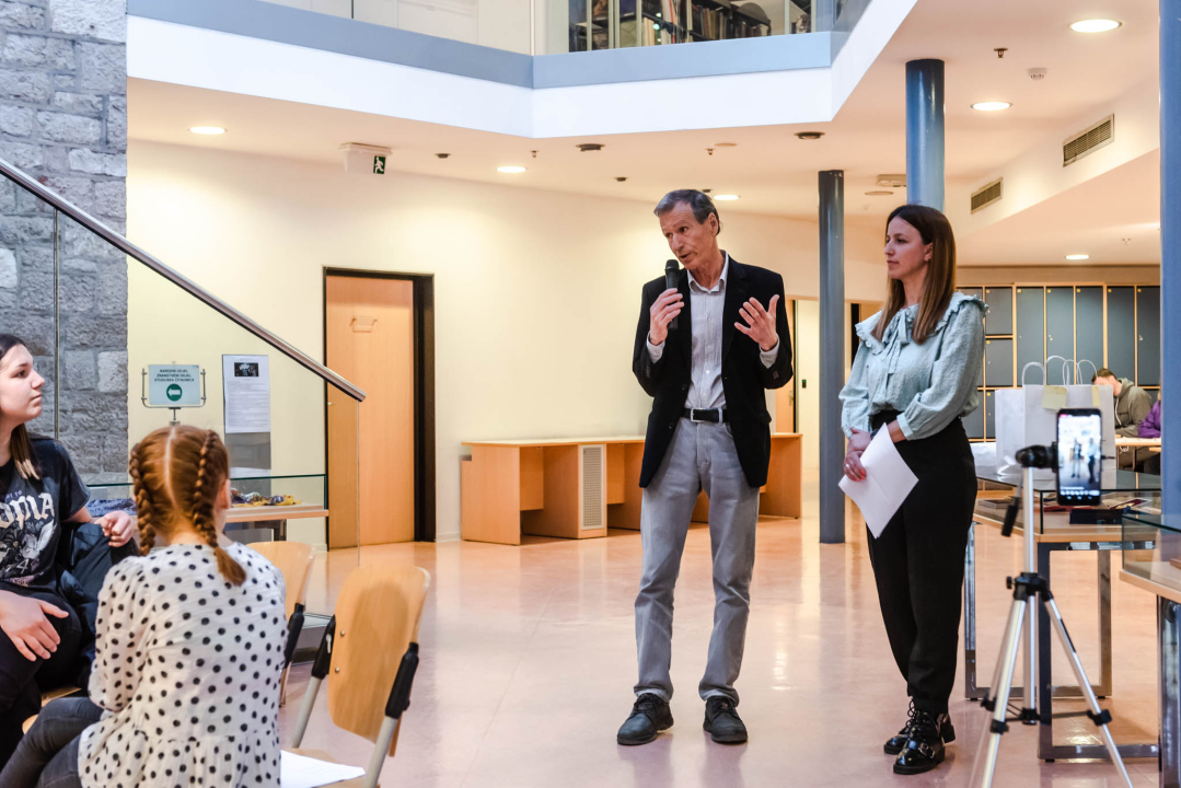 Najčitatelji šibenske knjižnice za 2021.: Zlata Jelinić, Mate Zlatoper, Karmen Bačelić, Višnja Šuperba i Zdenka Labor 