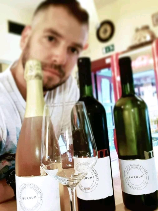 Na Kninskoj tvrđavi Praznik rada slave dan ranije: Posjetitelje očekuju srdele, storytelling ture i vrijedne nagrade!