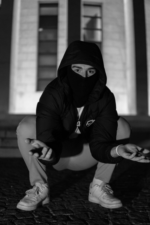 Hip hop iz Drniša podržao i Bore Balboa: Josip Pekas Peki objavio singl Antisocijalan