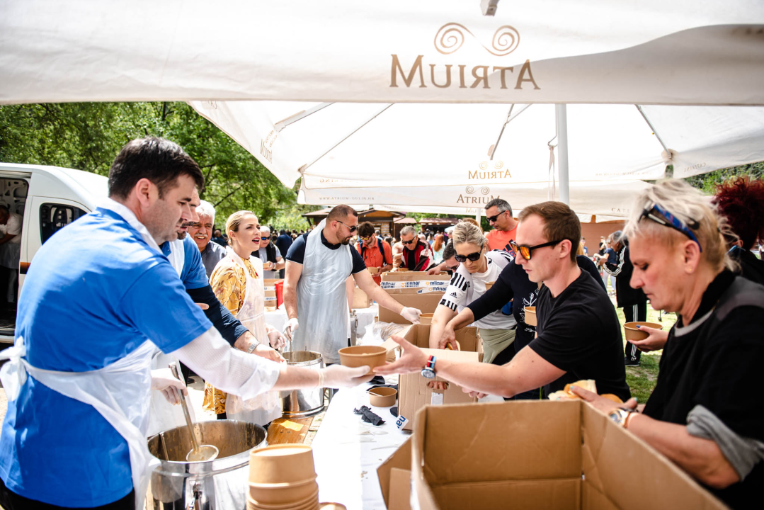 Tradicionalna proslava Praznika rada vratila se u NP Krka: 'Ako planiramo graditi društvo jednakih, moramo cijeniti svačiji posao'