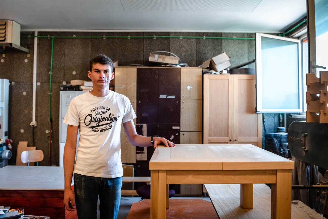 Stolare danas 'tražimo povećalom', ali Šibenčaninu Mati to zanimanje oduvijek je bilo prvi izbor