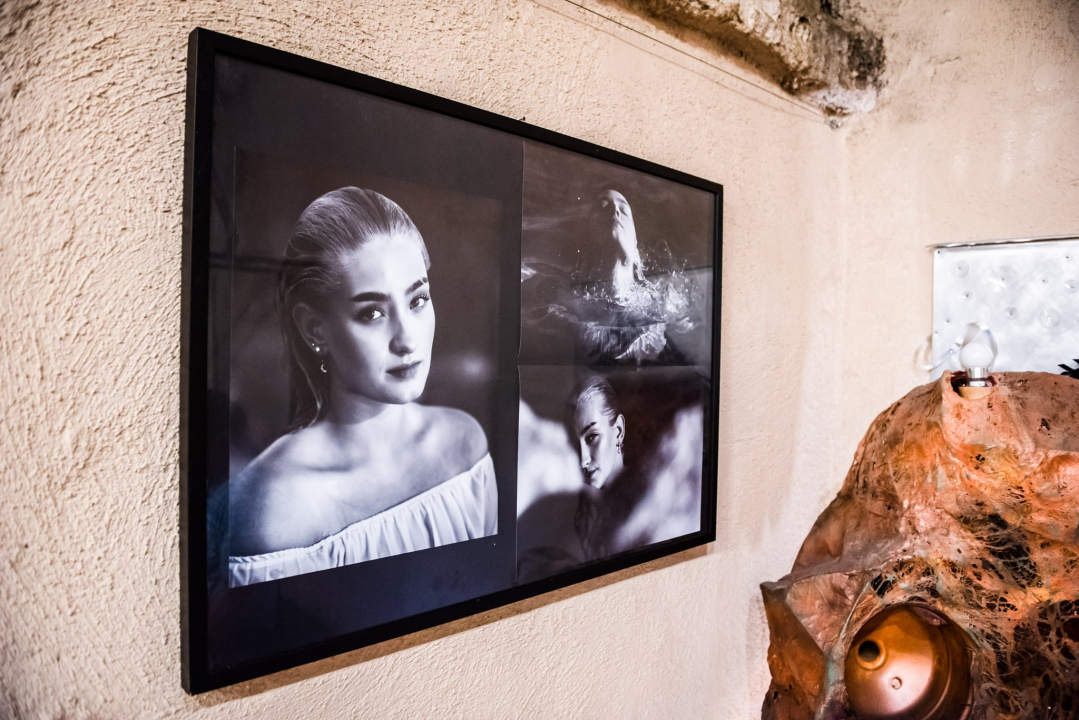 U Azimutu otvorena izložba fotografija Ante Šimića: 'Osjećaje žena je teško prikazati, one su prepune emocija'