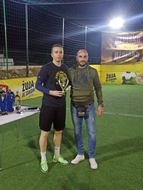 Ekipa Bibich West Ham Ražine pobjednik u seniorskoj, a ekipa GENERACIJA veteranskoj kavez ligi Bilice