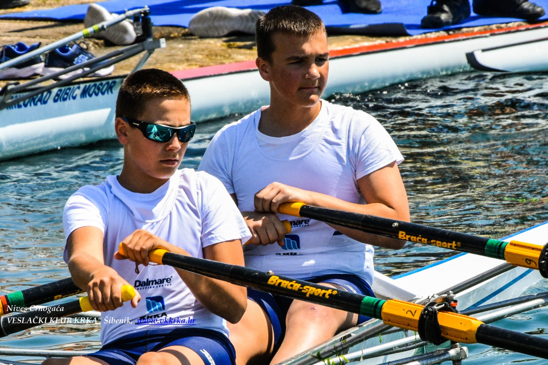 Uspješan vikend: Veslači Krke opet vratove ukrasili medaljama