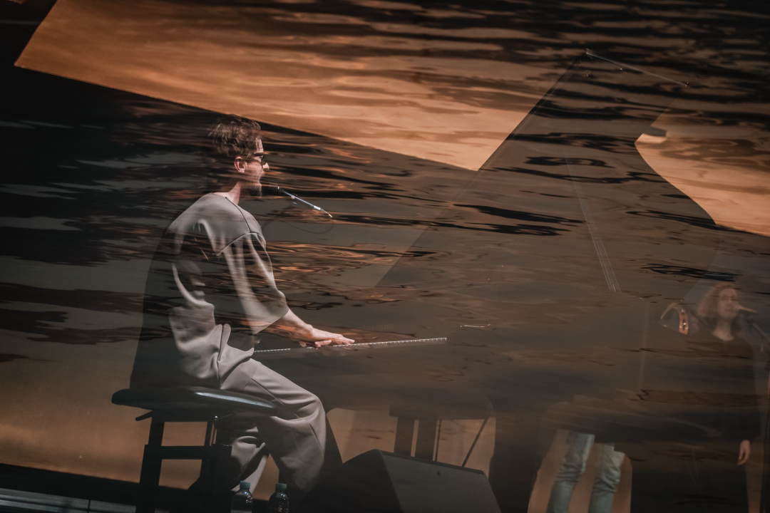 J.R. August u Arsenu predstavio hvaljeni album 'Still Waters': Priključio mu se i zbor