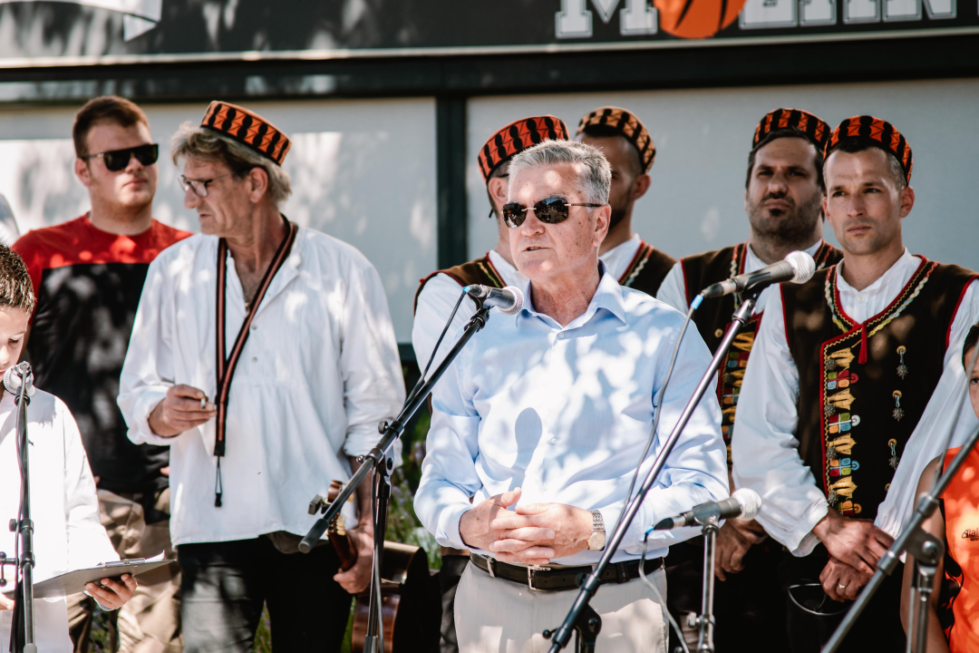 Obilježena 29. godišnjica smrti Dražena Petrovića: 'On je bio veliki igrač, vođa, kapetan i još veći čovjek'  