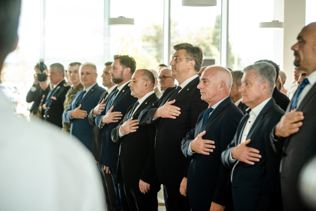 Premijer Plenković otvorio Veteranski centar u Šibeniku: 'Ovo izgleda moćno' 