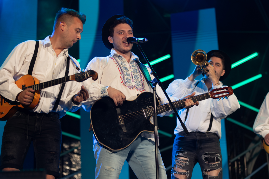 Završen najveći zabavni festival: Grdović ima hit CMC festivala, Ivana Kovač pjesmu godine