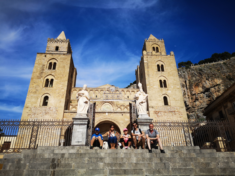 Drugaši iz Brodarice na Erasmusu na Siciliji: Keramičarske radionice, najveće kazalište u Italiji, Cefalù...