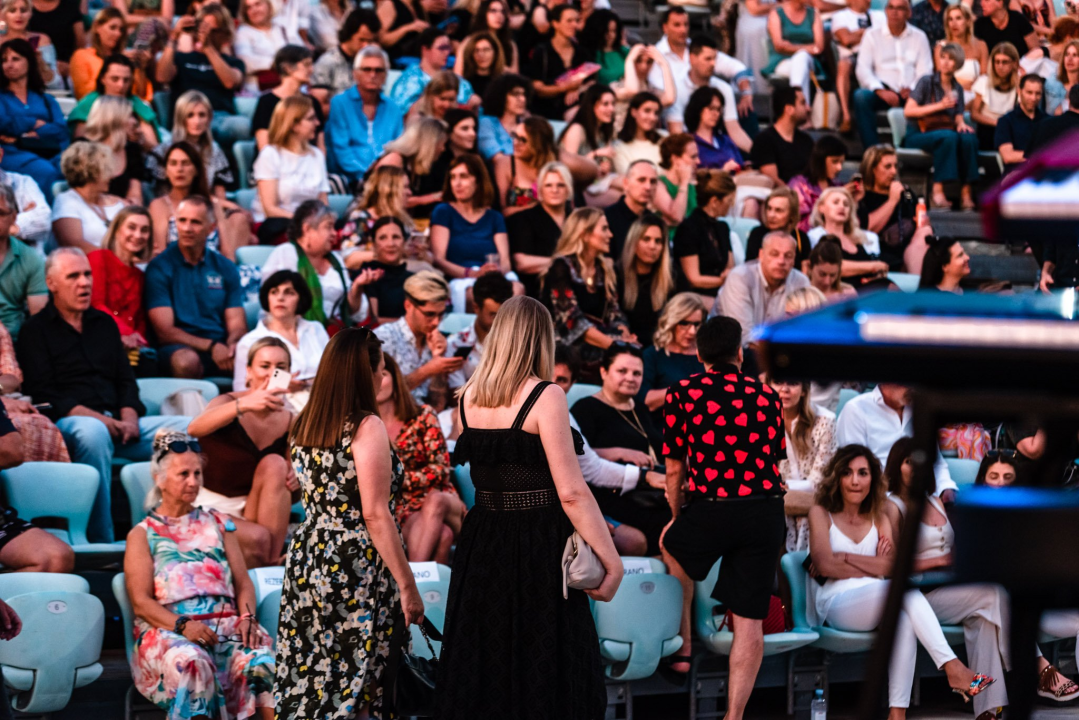 Nina Badrić šibenskoj publici nije priredila čarobno jutro, ali zato večer je