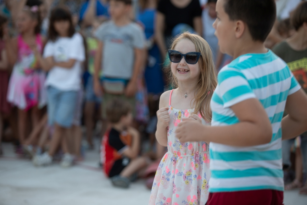 Žirafe, Carevo novo ruho, Las Calaveras: Šibenik ima najbolji prvi dan ljeta uz festivalski program