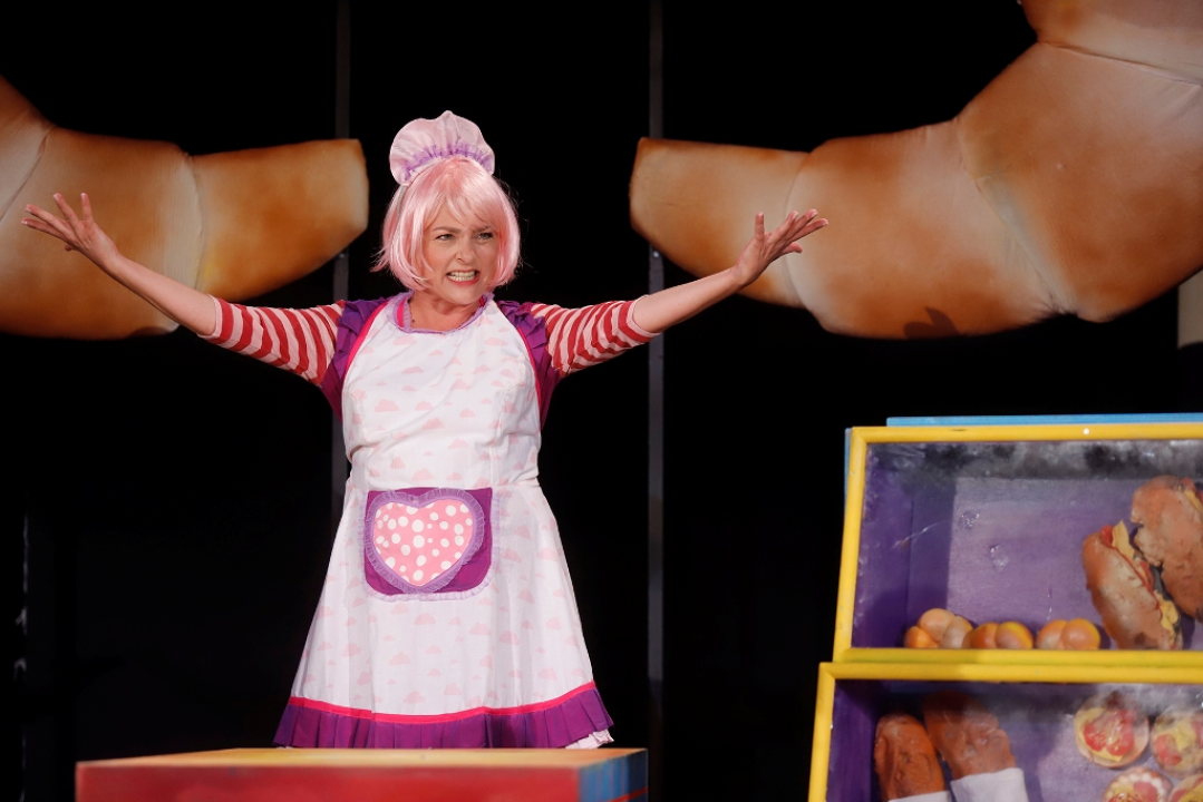 Na pola puta 62. MDF-a: Počinju teniski i nogometni turnir te plivački miting