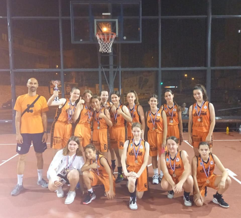 Festival košarke na Draženovu igralištu: OKK Dražen Petrović pobjednik županijske U-13 lige