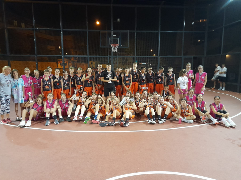 Festival košarke na Draženovu igralištu: OKK Dražen Petrović pobjednik županijske U-13 lige