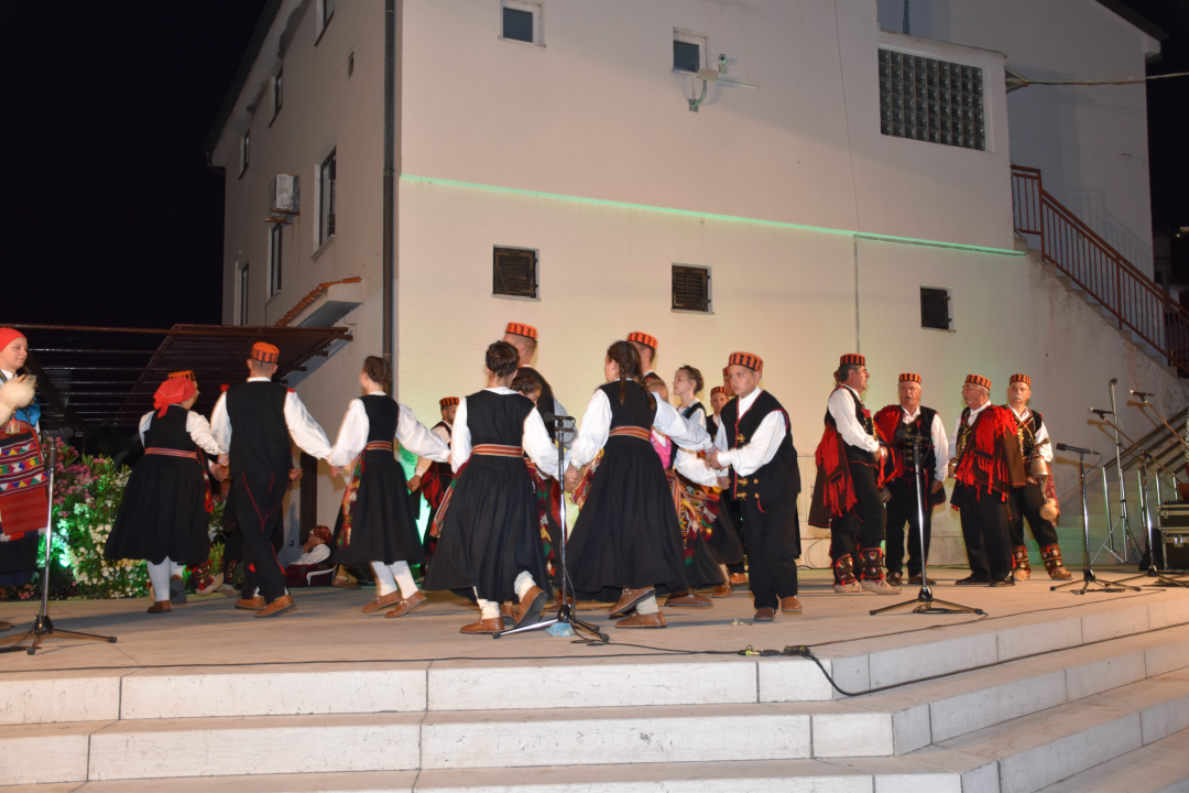 Zvona Zagore iz Mirlovića u Bakru: 'Otrgnimo od zaborava našu pismu i običaje'