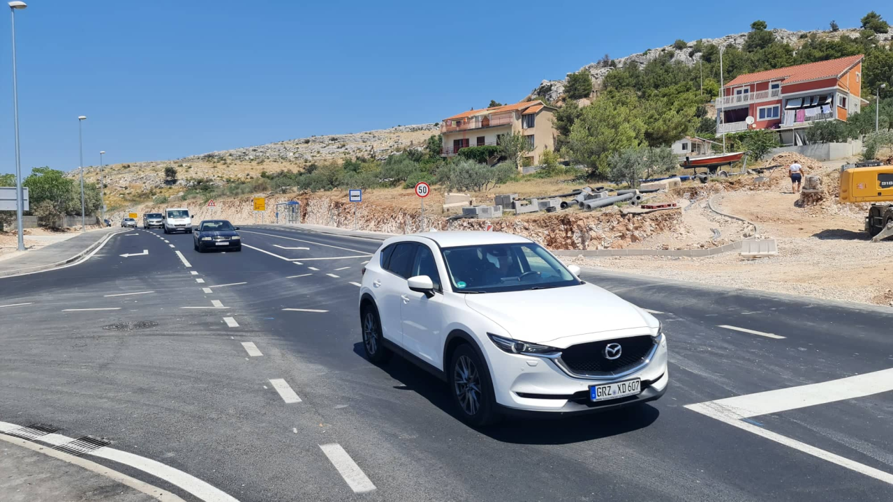 Gotove muke po mještanima Žaborića: Rekonstruirana dionica magistrale napokon bez semafora, promet teče normalno