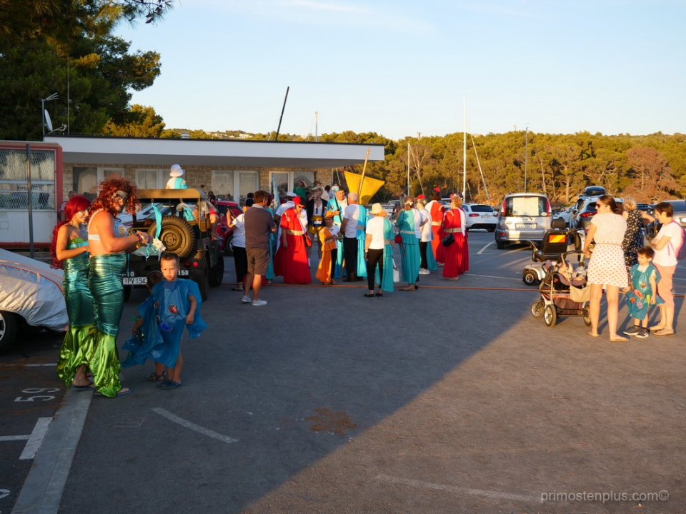 U Primoštenu održan ljetni karneval