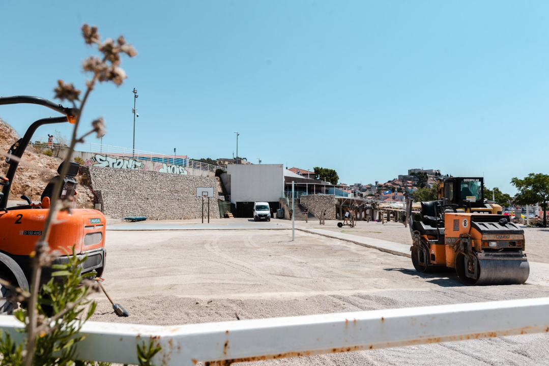 Radovi na plaži Banj: 'Stiže novi pijesak za odbojku' 