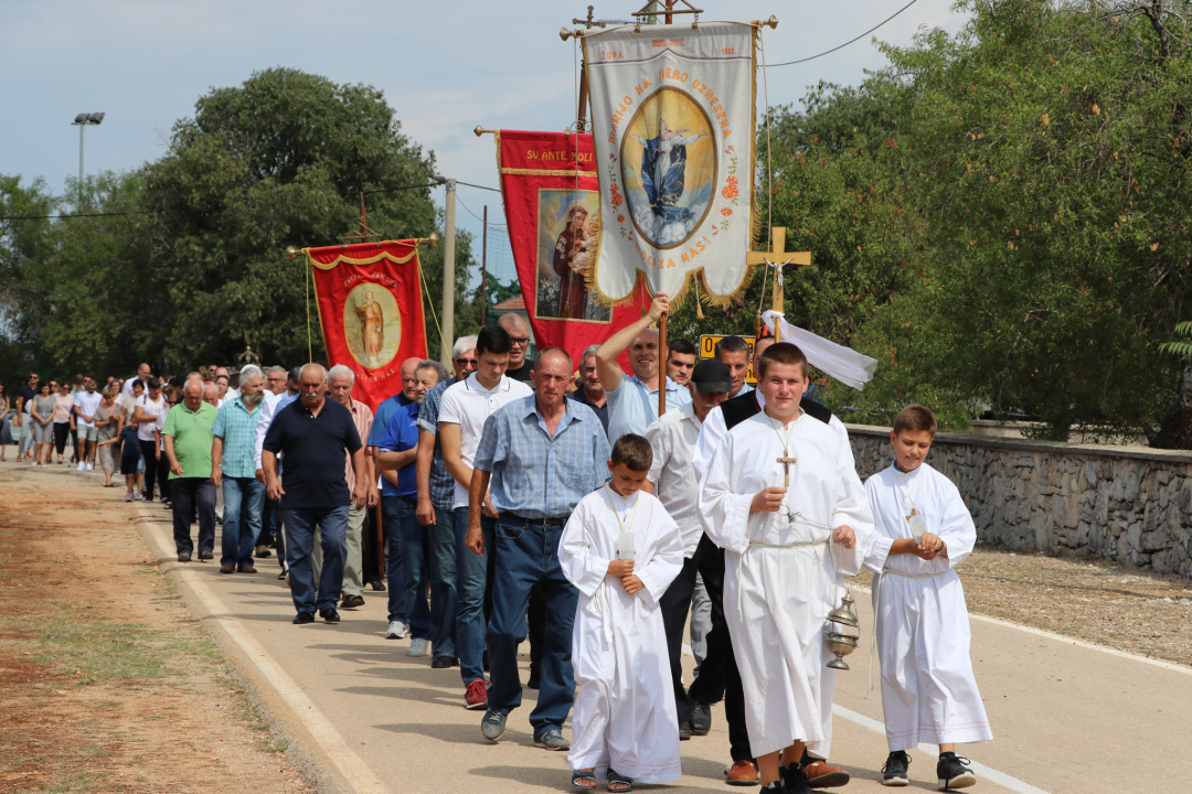 Velika Gospa nakon dvije godine proslavljena i u Mirloviću uz misu i procesiju