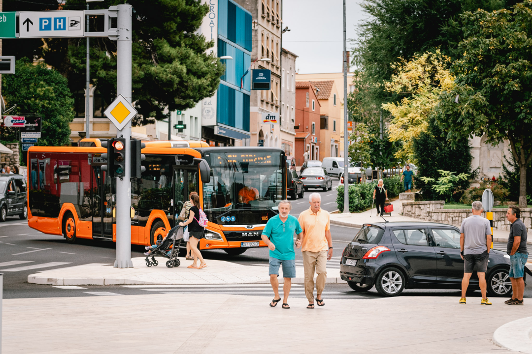 Prvi dan novog gradskog prijevoza: 'Veliki je ovo napredak od vremena kad nitko nije imao pojma kad će bus doći'