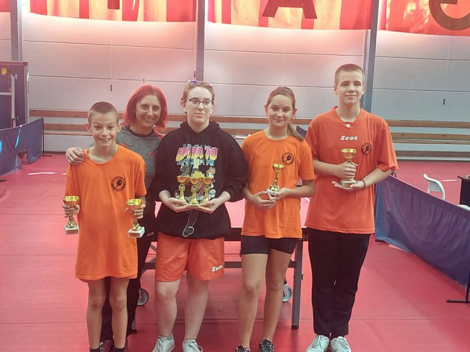 Šibenski mlađi stolnotenisači nastavljaju s uspješnim nastupima