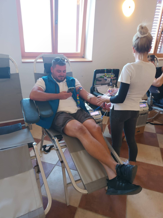 U Rogoznici darivali krv: 'Odličan je odaziv i ljudi su svjesni koliko je to bitno'