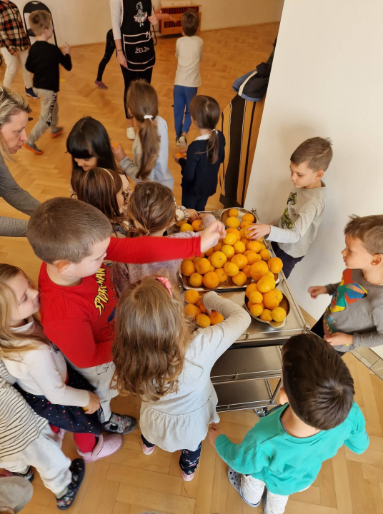 Inovatori posjetili djecu u vrtiću Vidici: 'Kad je baka po vrtu posipala otrovno gnojivo, ubila je mog ježa'