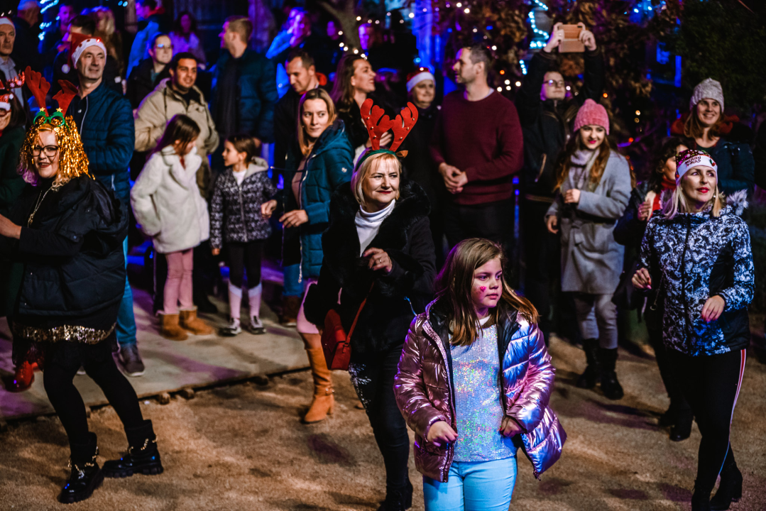 Parkić se u srijedu njihao u ritmu salse