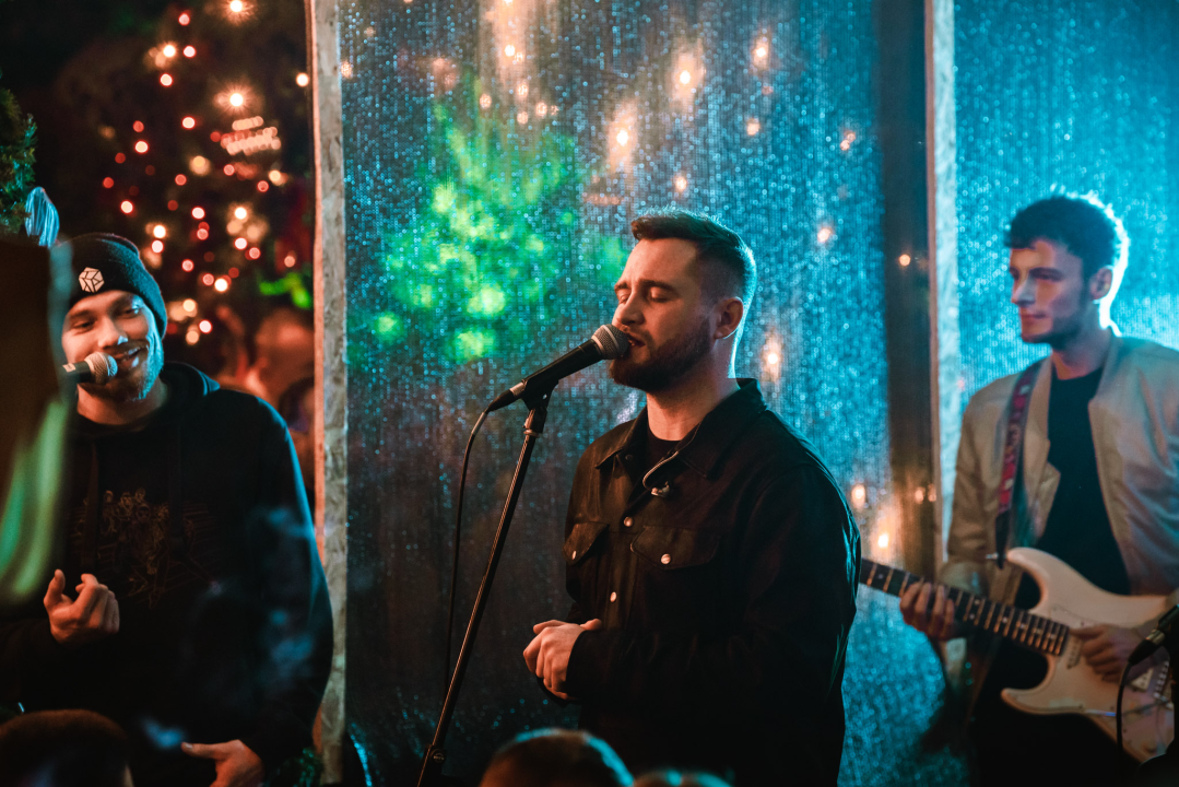 Osjetite duh blagdana u prekrasno uređenom cocktail baru Nautica! 