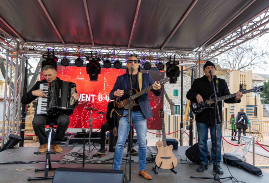 Pogledajte kako je danas bilo na Poljani u Vodicama