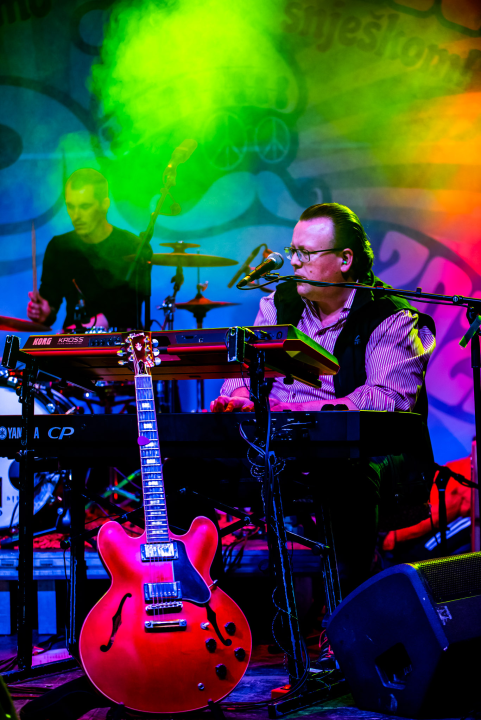 Šibenski band MaNu sinoć je bio zadužen za dobru zabavu u Đardinu