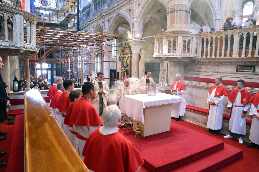 Bogojavljenje proslavljeno u katedrali, misno slavlje predvodio umirovljeni biskup Ivas