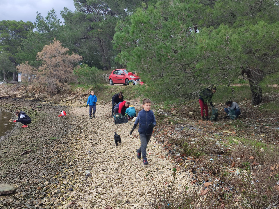U uvali Dumboka održana 4. akcija čišćenja podmorja u sklopu projekta Plavi Jadran 