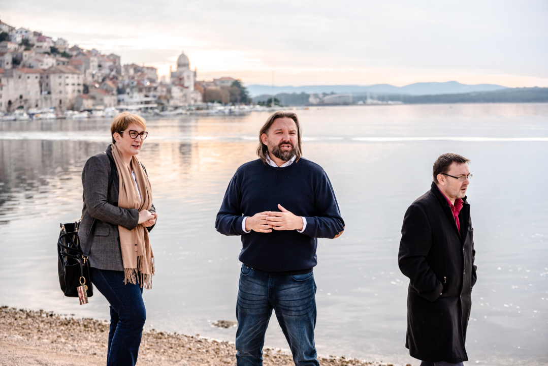 Novi zakon o pomorskom dobru još je jedan pokušaj krađe HDZ-a: 'Građani će postati gosti na plaži'