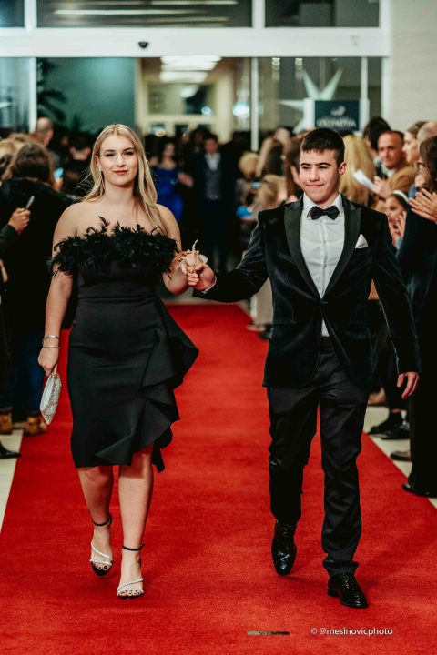 Gimnazijalci zasjali u večeri koju će pamtiti do kraja života! (2.dio)